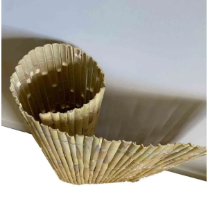 ΚΑΛΑΜΩΤΗ ΑΠΟ ΜΙΣΟ ΚΑΛΑΜΙ