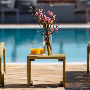 ΒΟΗΘΗΤΙΚΟ ΤΡΑΠΕΖΙ ΞΑΠΛΩΣΤΡΑΣ ΕΜΠΟΤΙΣΜΕΝΟ